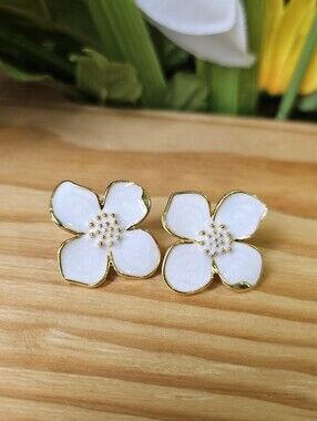 White Flower Enamel Stud Earrings - Gold Trim